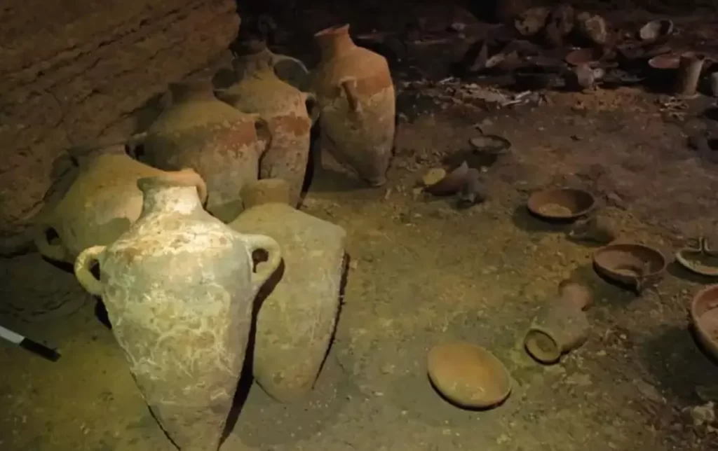 Découverte archéologique : Une chambre funéraire de 3300 ans