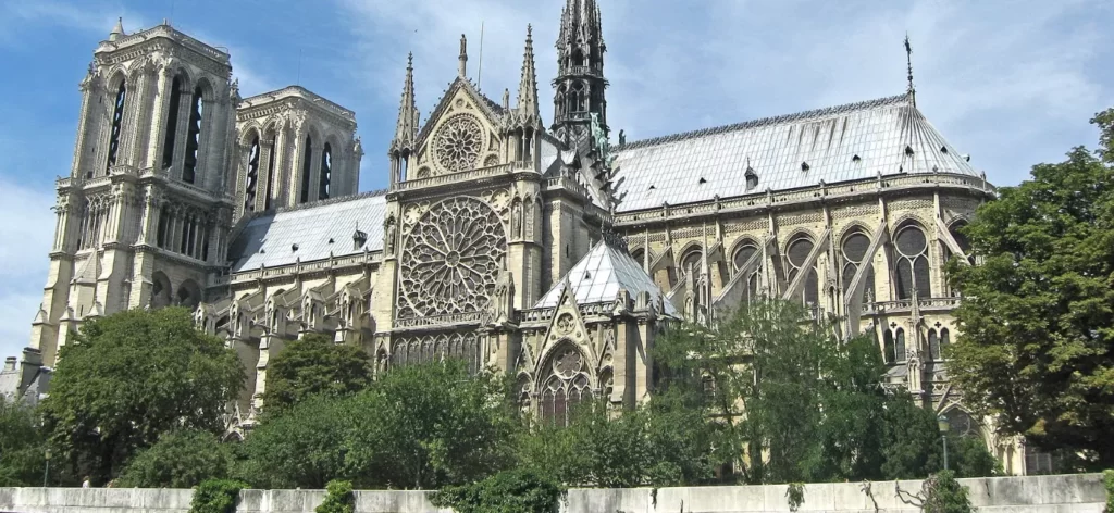 L’Archevêché de Paris examine les projets d’artistes pour Notre-Dame