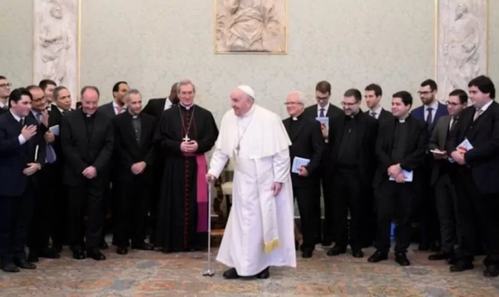 Discours caché, le Pape choque des séminaristes espagnols