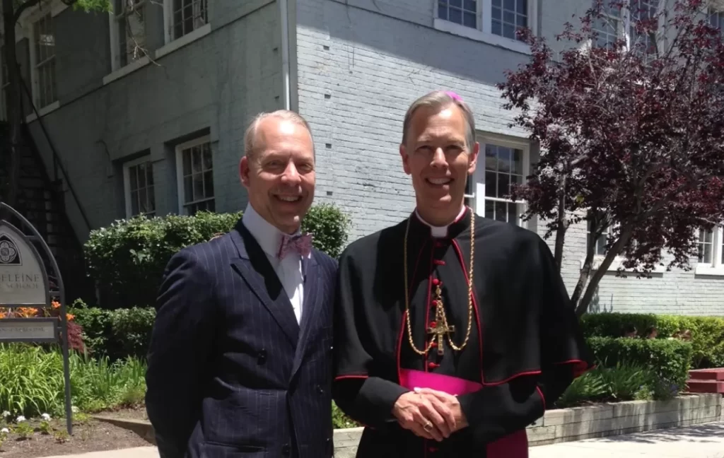 Mgr Sample clarifie l’enseignement catholique contre la théorie du genre