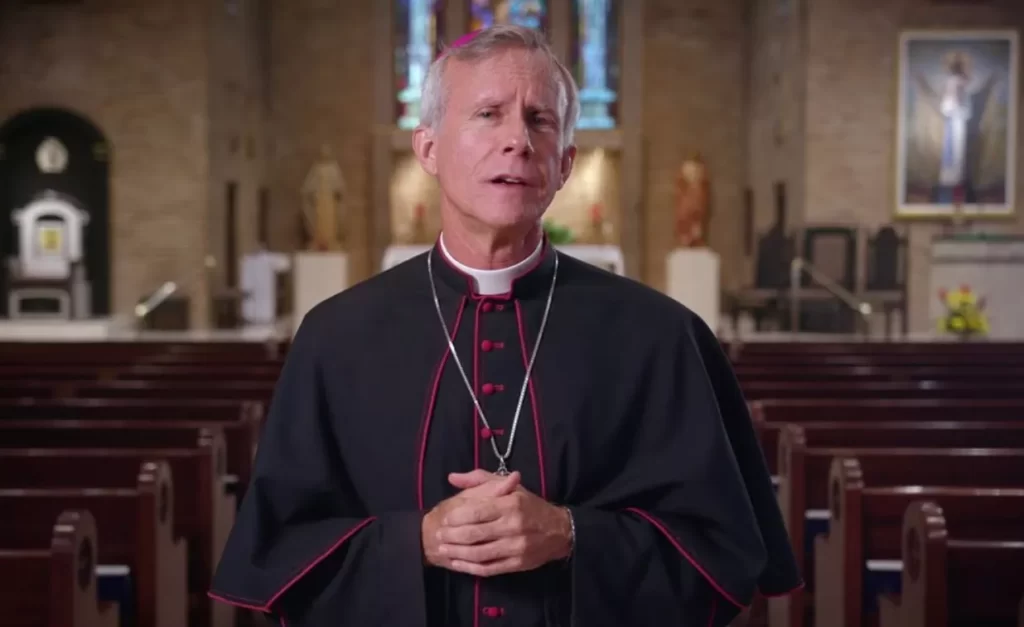Mgr Strickland accuse le Pape François de saper la foi catholique