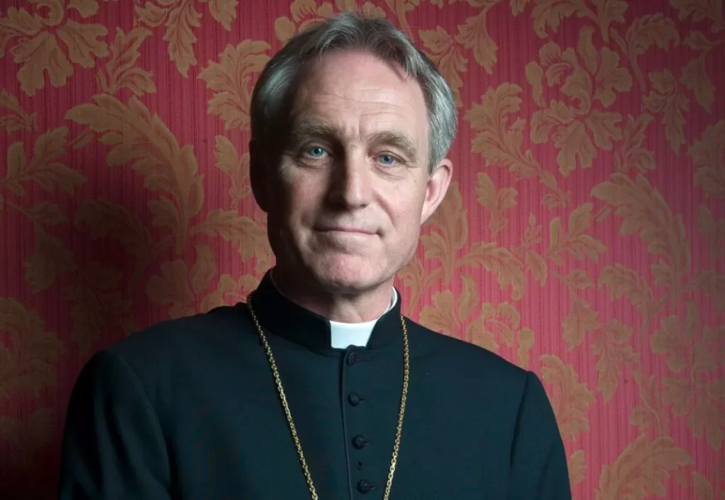 L’avenir post-Vatican de Mgr Gänswein commence à se dessiner