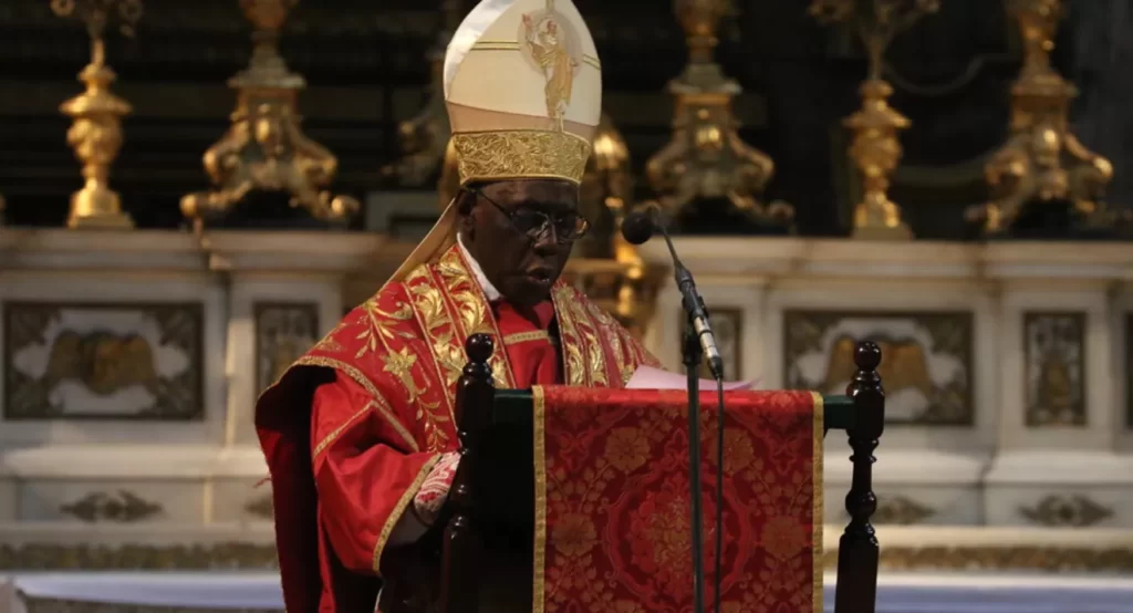 Le cardinal Sarah propose des pistes pour faire face à la « crise de la foi »