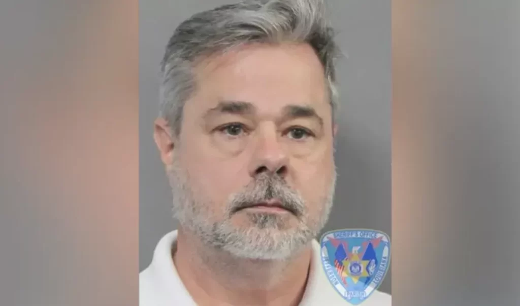 Un ancien jésuite plaide coupable d’avoir drogué et abusé de 17 hommes