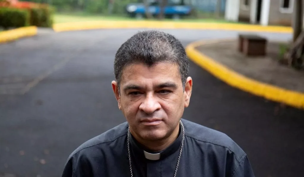 Mgr Alvarez libéré au Nicaragua, exilé au Vatican