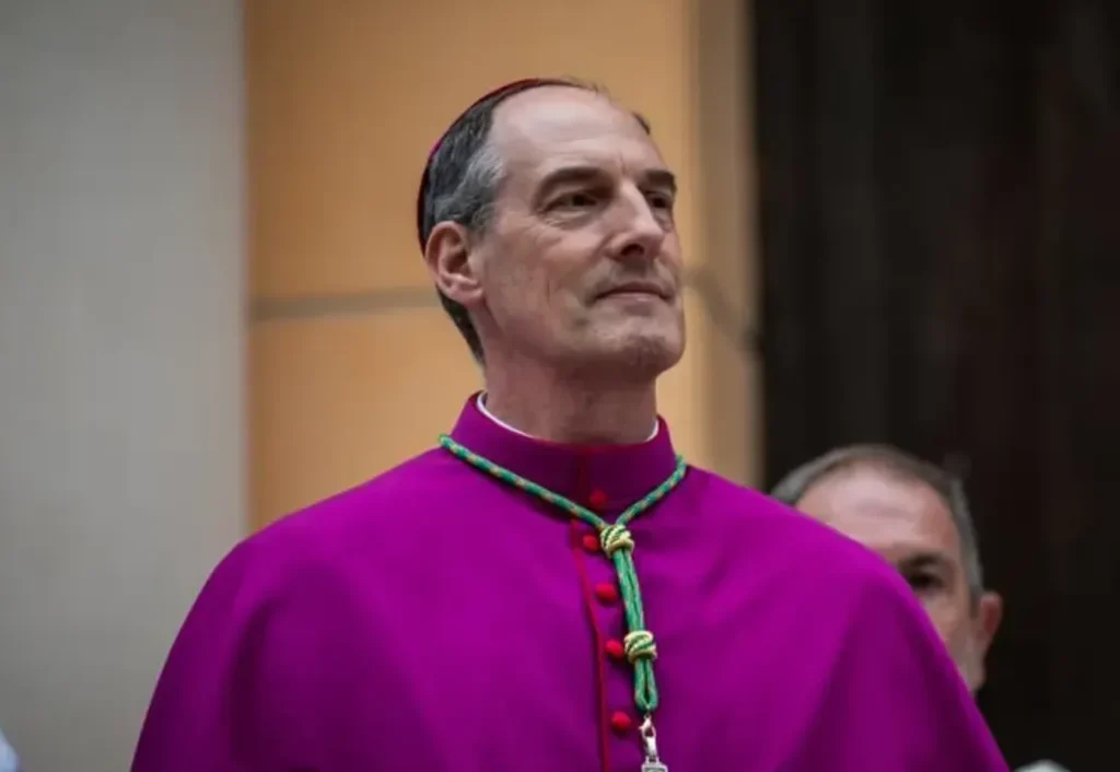 Cardinal Bustillo : « Créer des ponts entre les chrétiens et les musulmans »