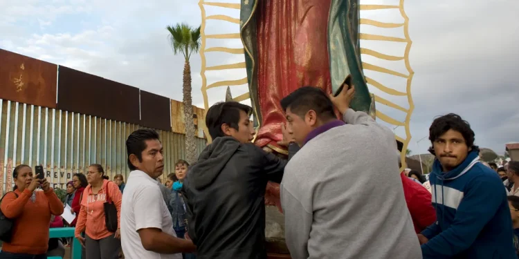 Le nombre de catholiques dans le monde continue d’augmenter malgré la baisse des vocations 1 Le nombre de catholiques dans le monde continue d’augmenter malgré la baisse des vocations