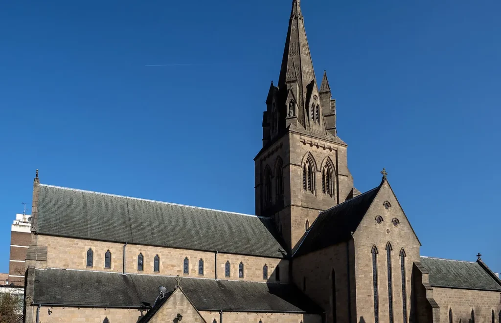 Nottingham : La cathédrale Saint-Barnabé retrouvera bientôt son éclat