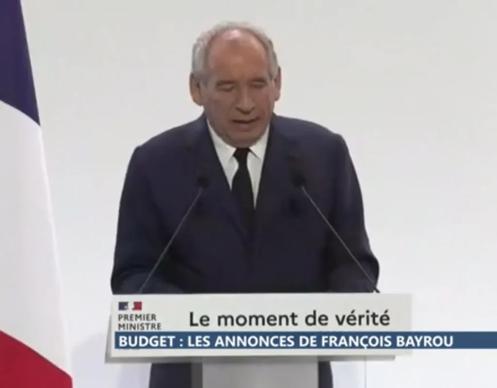 François Bayrou propose de supprimer le lundi de Pâques et le 8 mai