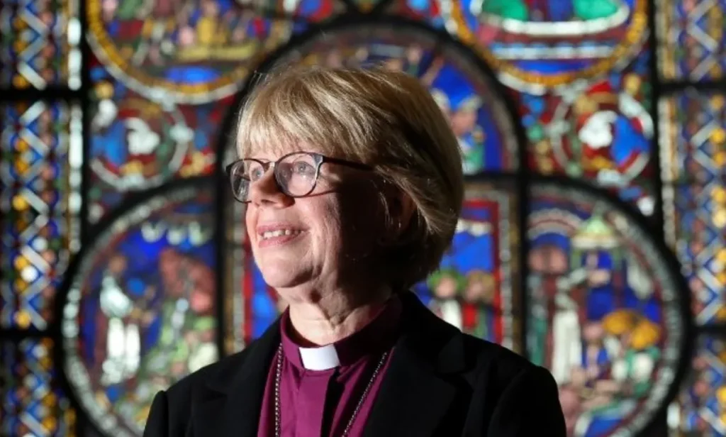 Le scandale des félicitations du Vatican à la nouvelle chef des anglicans
