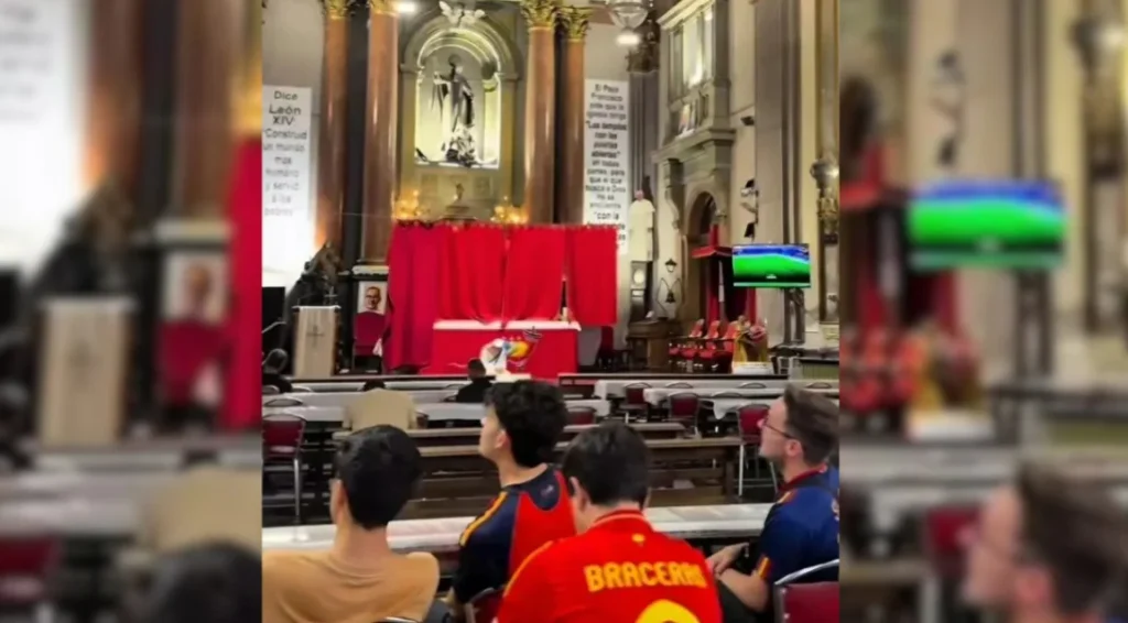 articles 17 Coupe du monde 2026 : à Madrid, une église diffuse les matchs de l’Espagne