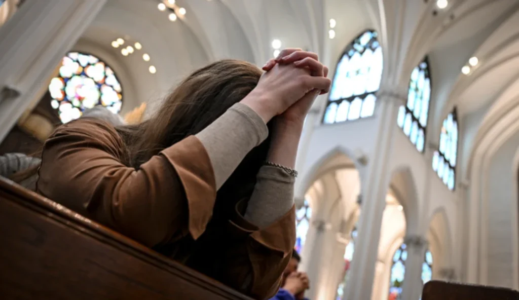 articles 15 États-Unis : le mariage mixte est la porte d’entrée majeure vers le catholicisme pour les convertis