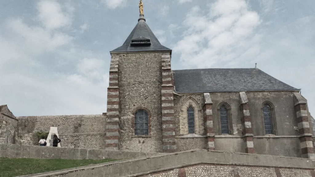 Loto du patrimoine 2026 : deux églises normandes parmi les cinq sites retenus