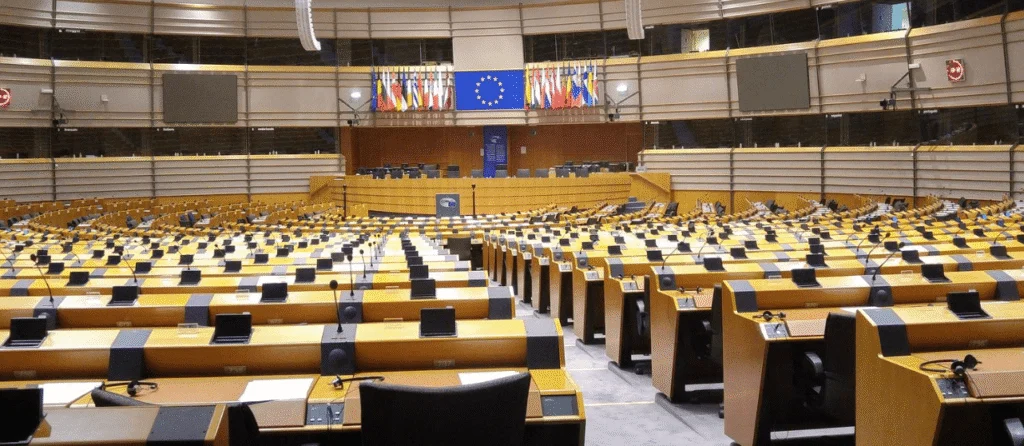 Le Parlement européen soutient le rapport sur la persécution critiqué par l&rsquo;Église catholique