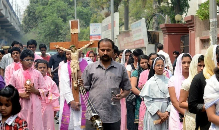 Des nationalistes hindous attaquent une école catholique en Inde