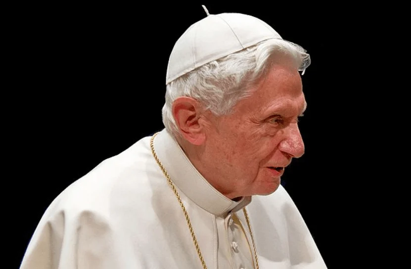 L’archevêque Gänswein ému par Benoît XVI sur le voyage au paradis