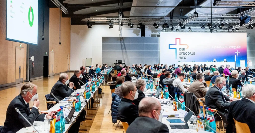 Une réunion de la Voie synodale Allemande vote pour la bénédiction homosexuelle