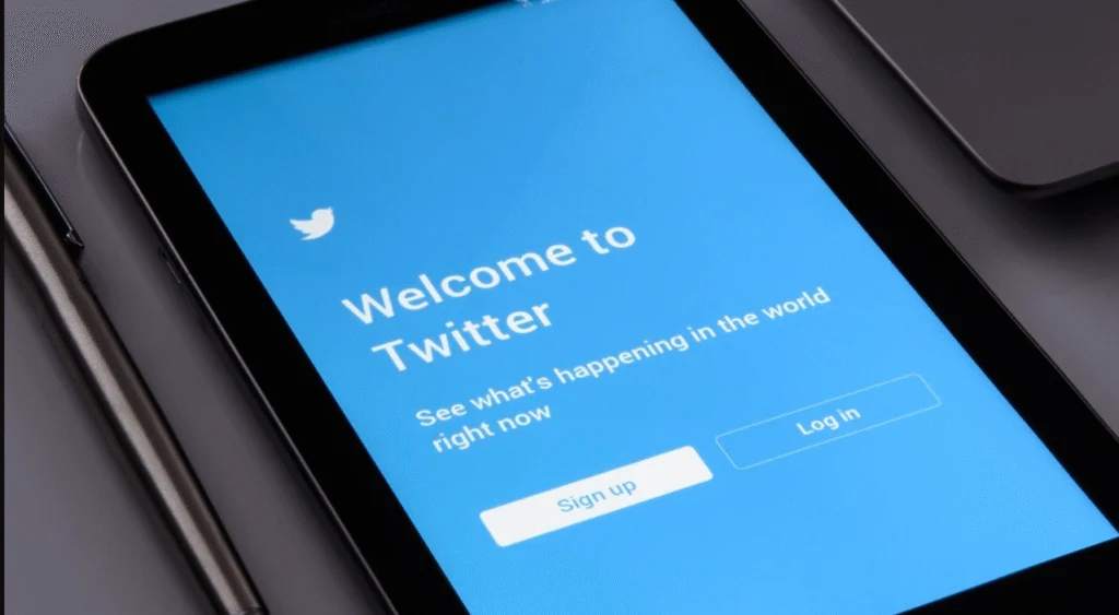 Notre compte Twitter définitivement banni
