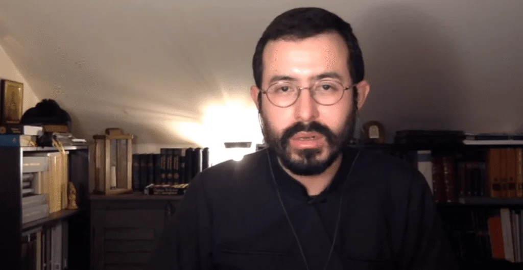 Le « Frère Martin », moine autoproclamé très suivi sur Twitter, refuse d’obéir