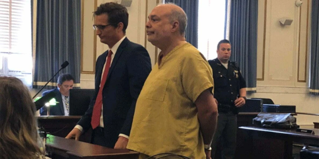 Un prêtre de l&rsquo;Ohio plaide coupable pour le viol d&rsquo;un enfant de chœur