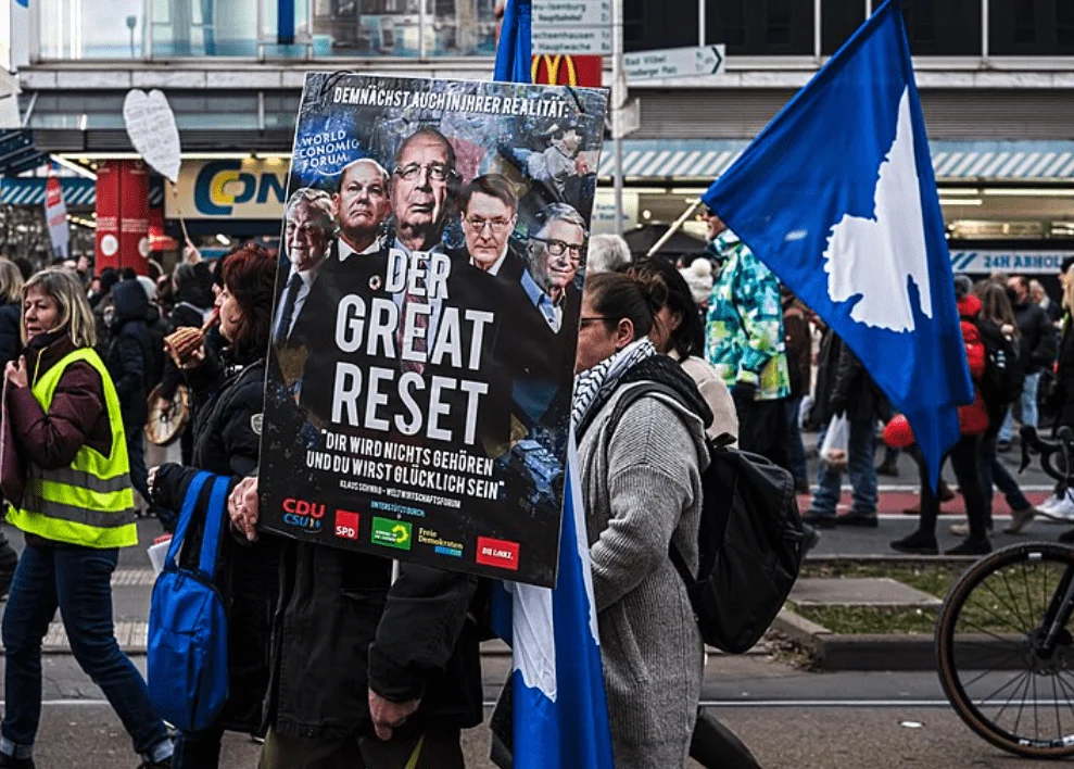 Le « Great Reset », le corporatisme, le pélagianisme et la subsidiarité
